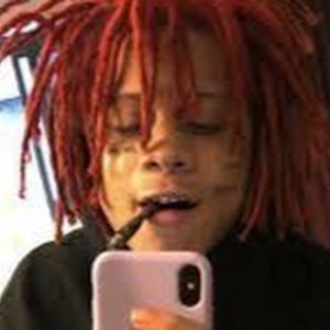 Meet your Posher, Avery